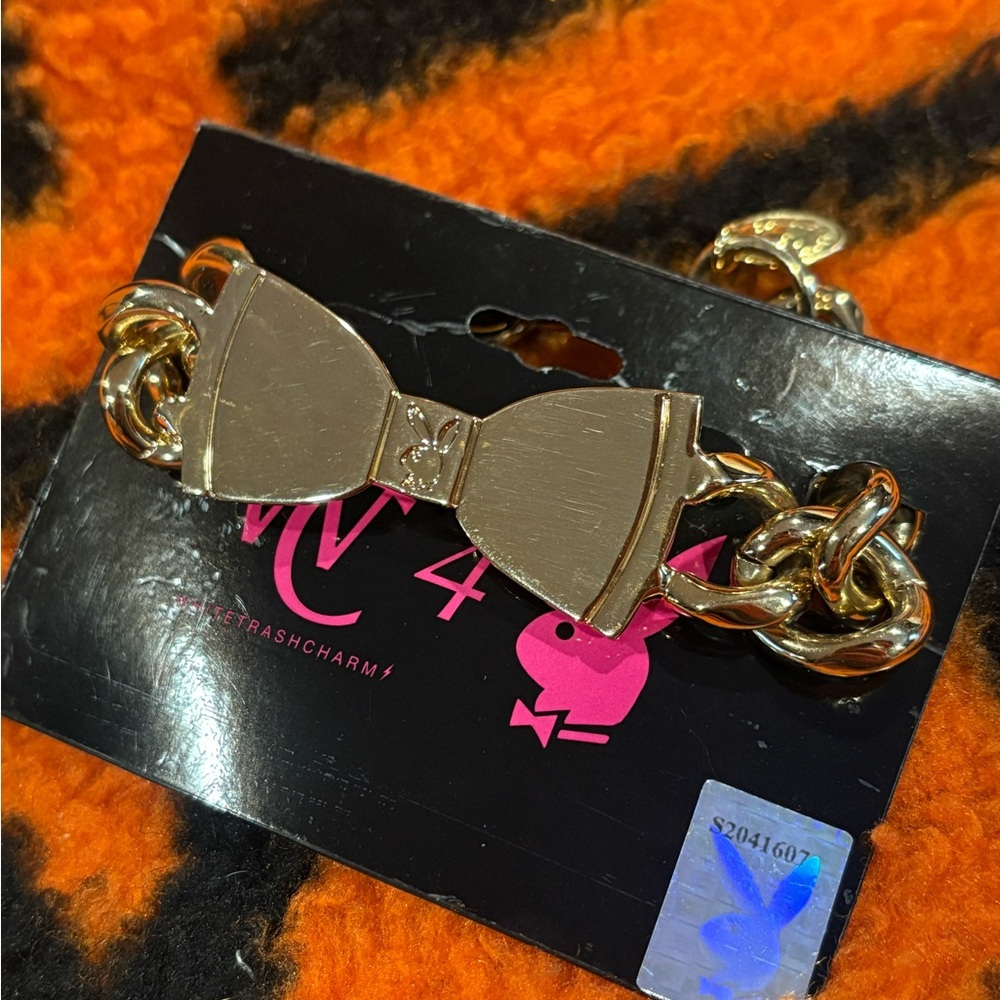 Y2K Playboy Gold Bow Chain Bracelet